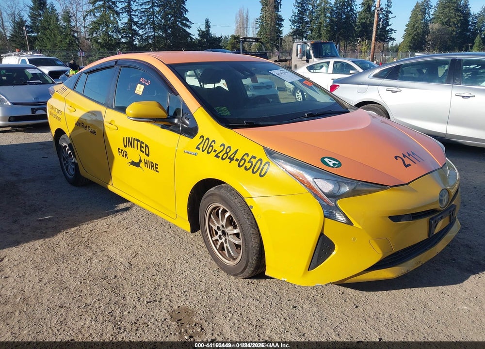 2018 TOYOTA PRIUS VIN: JTDKBRFU4J3590401