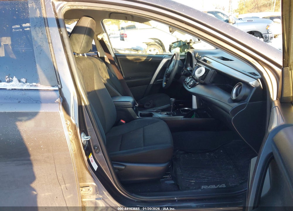 2018 TOYOTA RAV4 LE VIN: JTMBFREV9JJ187606