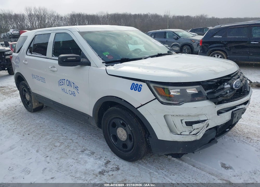 2017 FORD UTILITY POLICE INTERCEPTOR VIN: 1FM5K8AR4HGC26164