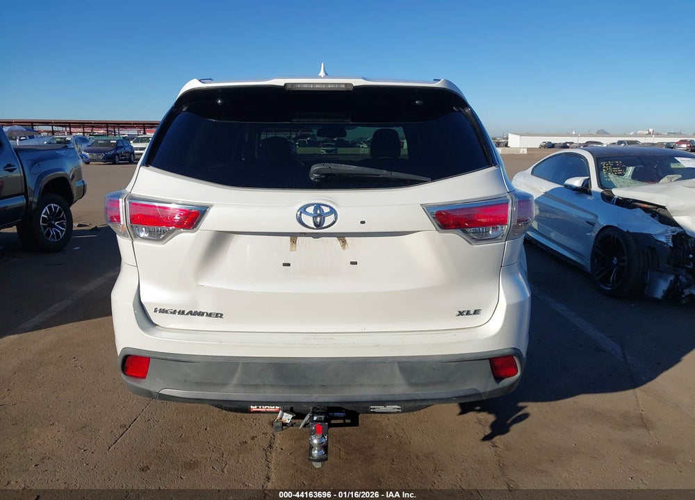 2016 TOYOTA HIGHLANDER XLE V6 VIN: 5TDKKRFH5GS140265