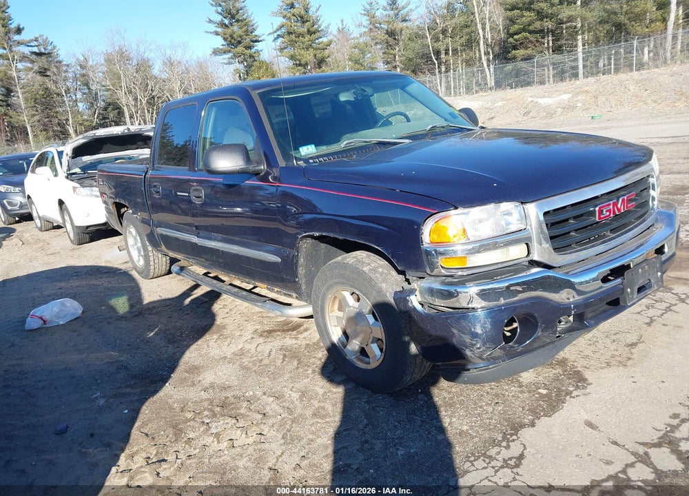 2005 GMC SIERRA 1500 SLE VIN: 2GTEK13TX51260705