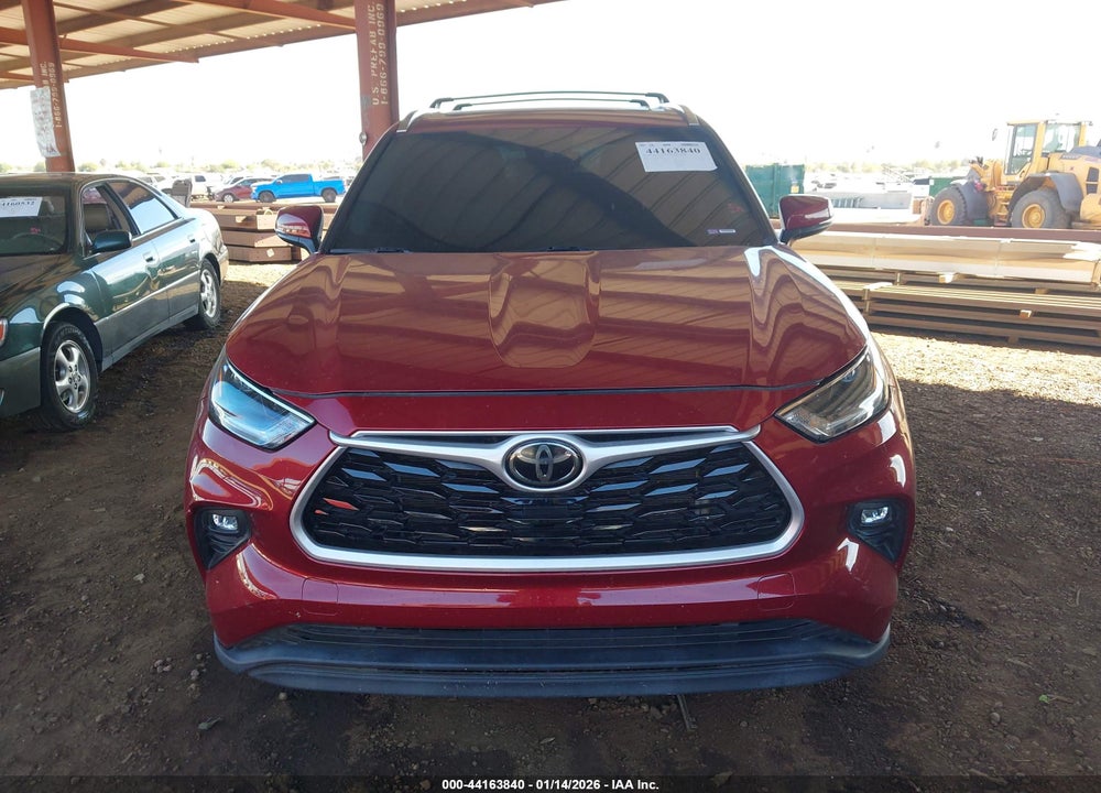 2021 TOYOTA HIGHLANDER XLE VIN: 5TDHZRAH3MS075974