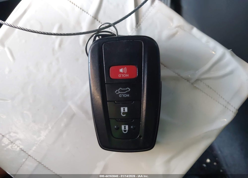 2021 TOYOTA HIGHLANDER XLE VIN: 5TDHZRAH3MS075974