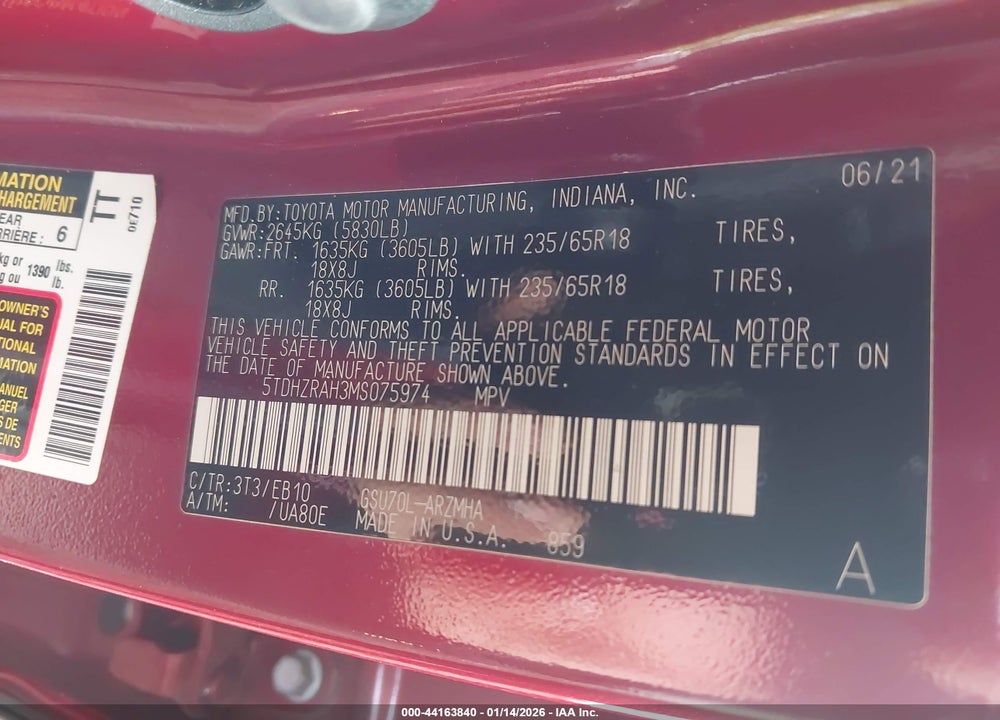 2021 TOYOTA HIGHLANDER XLE VIN: 5TDHZRAH3MS075974