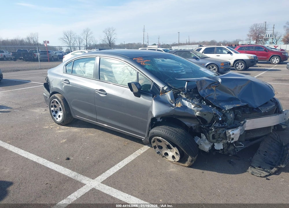 2013 HONDA CIVIC LX VIN: 19XFB2F50DE054026