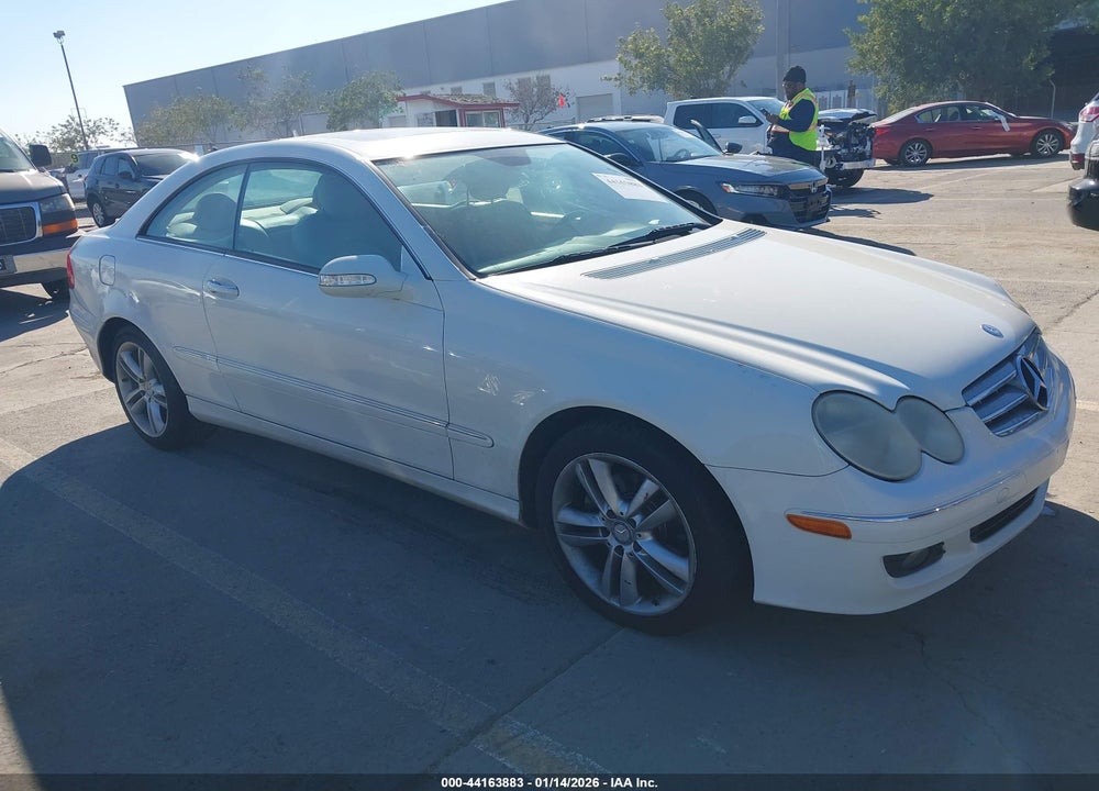2008 MERCEDES-BENZ CLK 350 VIN: WDBTJ56H98F237355