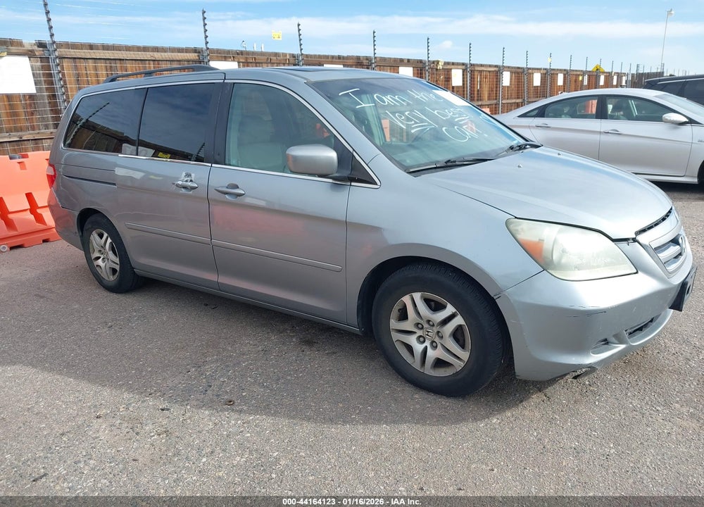 2006 HONDA ODYSSEY EX-L VIN: 5FNRL38606B055356