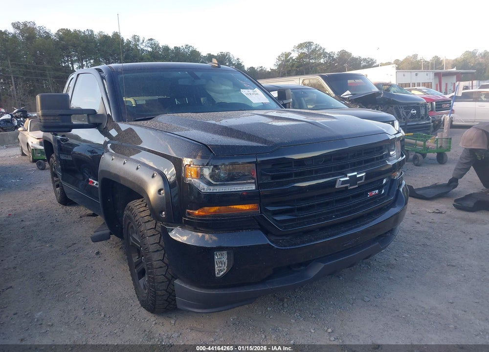 2018 CHEVROLET SILVERADO 1500 2LT VIN: 1GCVKREC2JZ307531