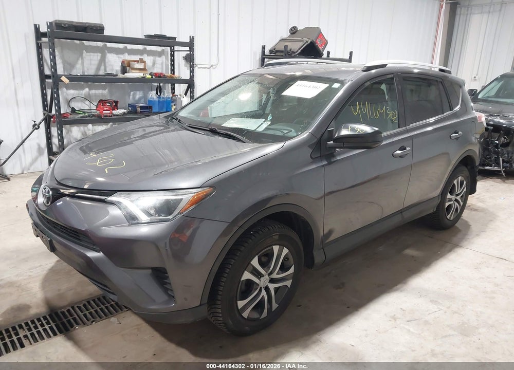 2016 TOYOTA RAV4 LE VIN: 2T3BFREV9GW467522