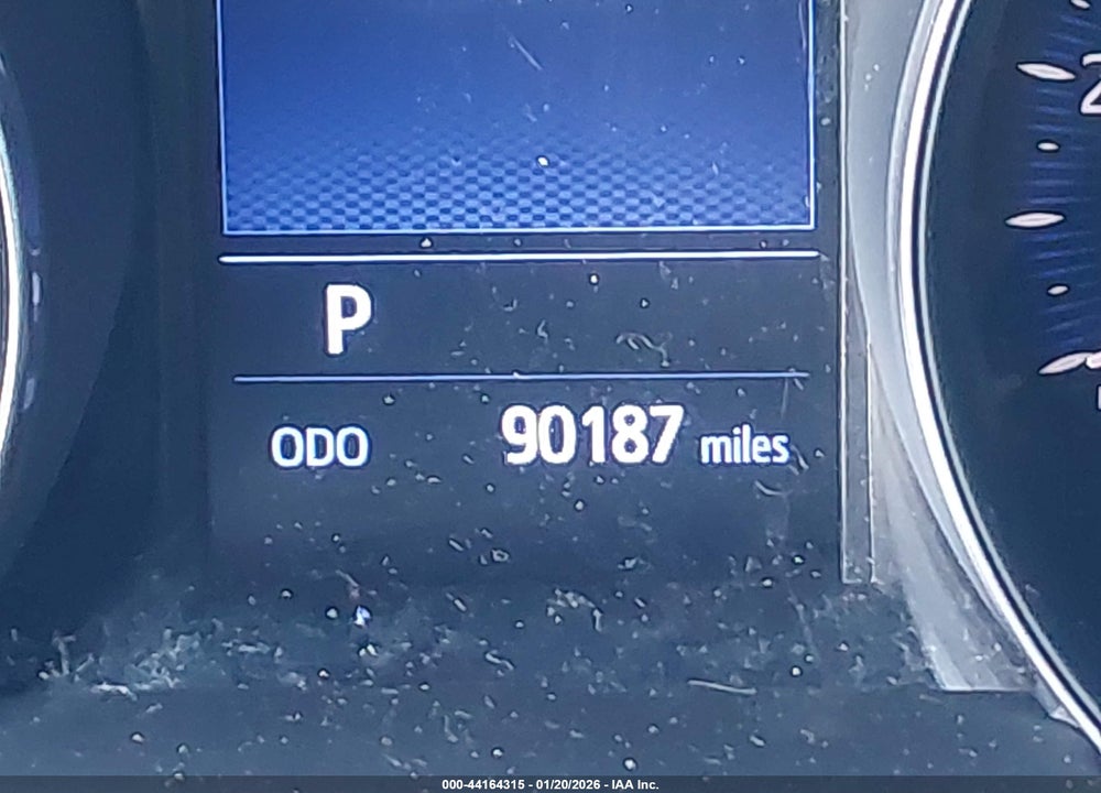 2020 TOYOTA C-HR XLE VIN: NMTKHMBX4LR104770