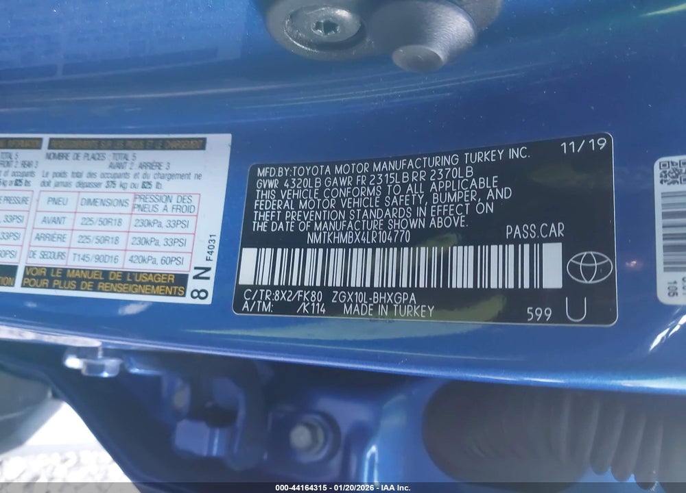 2020 TOYOTA C-HR XLE VIN: NMTKHMBX4LR104770