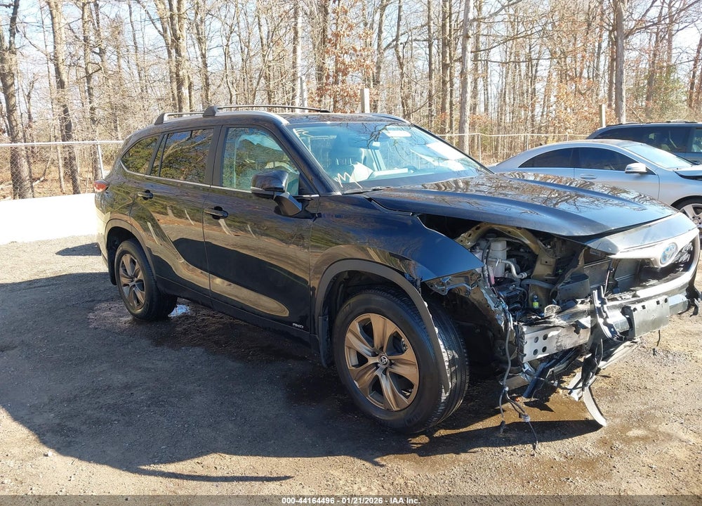 2023 TOYOTA HIGHLANDER HYBRID XLE BRONZE VIN: 5TDABRCH7PS134614