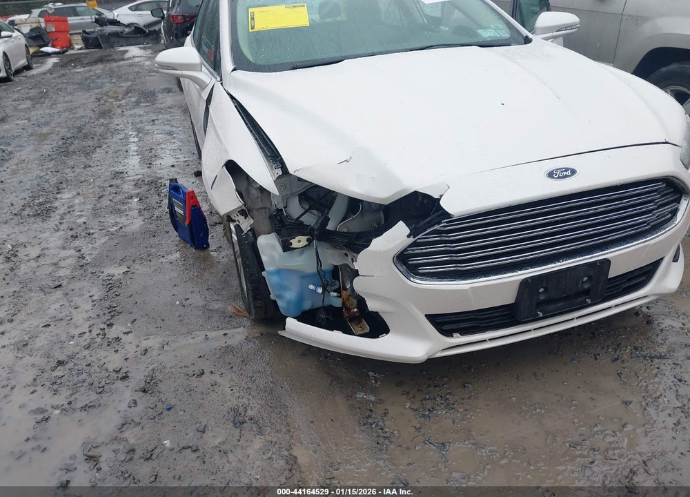 2015 FORD FUSION HYBRID SE VIN: 3FA6P0LU4FR202214