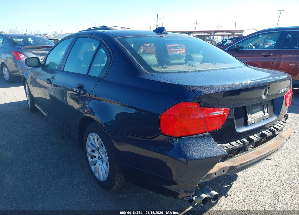 2009 BMW 328I VIN: WBAPH77589NL82101