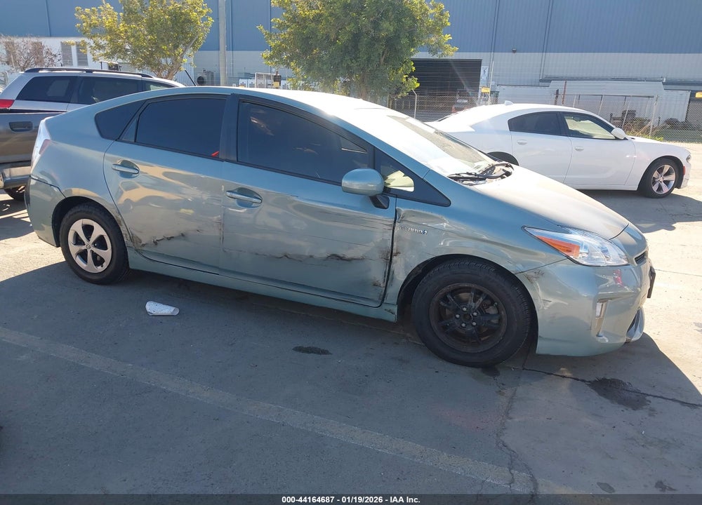 2013 TOYOTA PRIUS TWO VIN: JTDKN3DU2D5679447