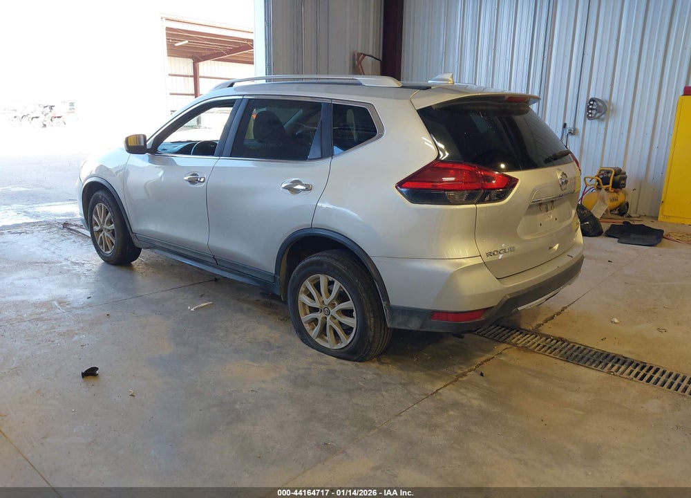 2017 NISSAN ROGUE SV VIN: 5N1AT2MV4HC857828