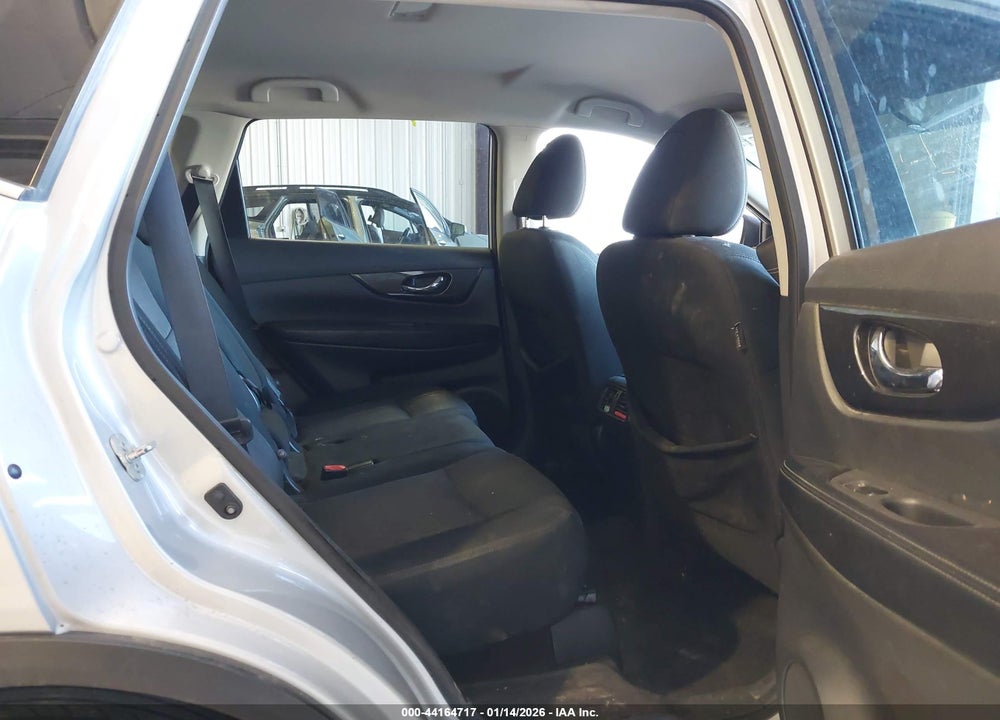 2017 NISSAN ROGUE SV VIN: 5N1AT2MV4HC857828