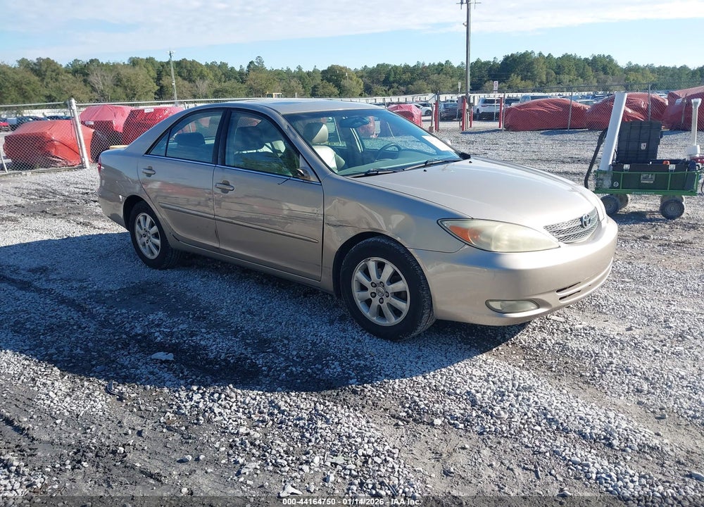 2004 TOYOTA CAMRY XLE VIN: 4T1BE32K34U907653