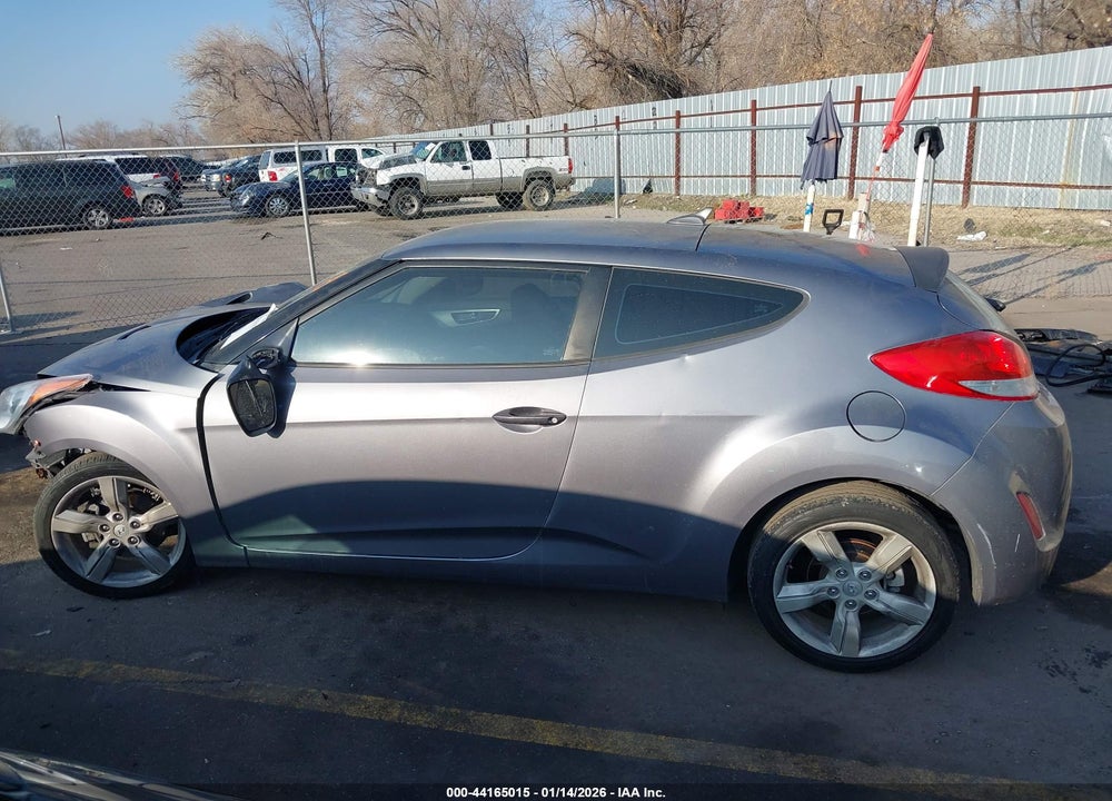 2015 HYUNDAI VELOSTER VIN: KMHTC6AD0FU243636