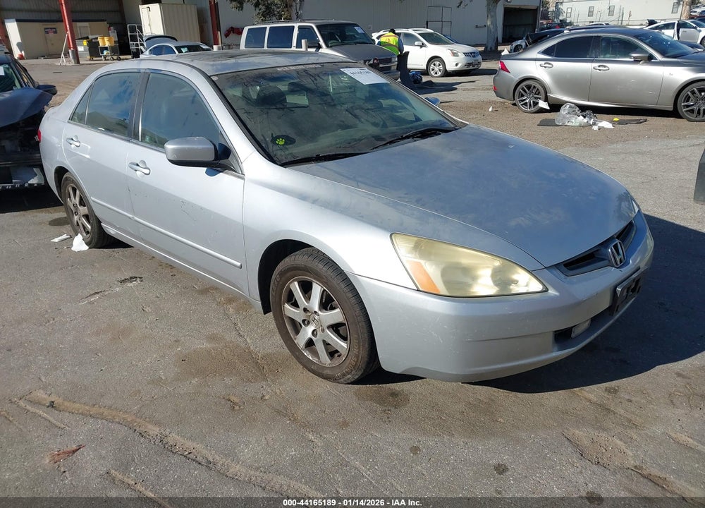 2005 HONDA ACCORD 3.0 EX VIN: 1HGCM665X5A079395