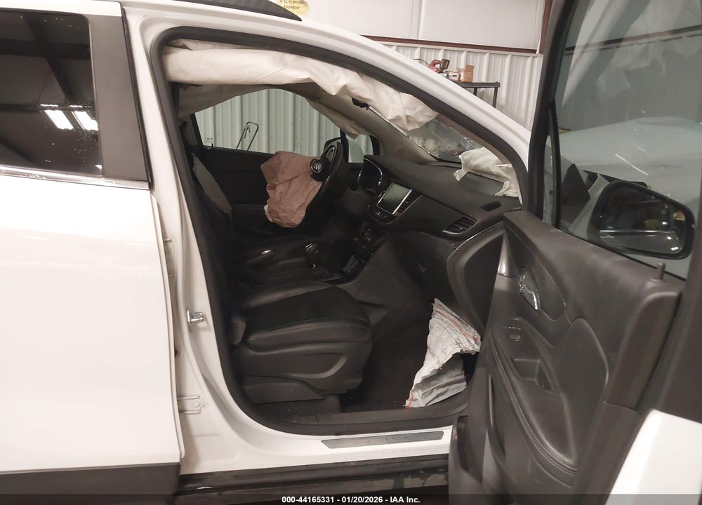 2020 BUICK ENCORE FWD PREFERRED VIN: KL4CJASB2LB011423