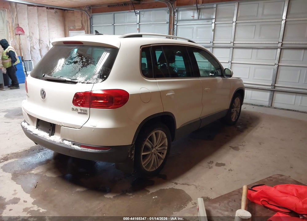 2013 VOLKSWAGEN TIGUAN S/SE/SEL VIN: WVGBV7AX7DW538417