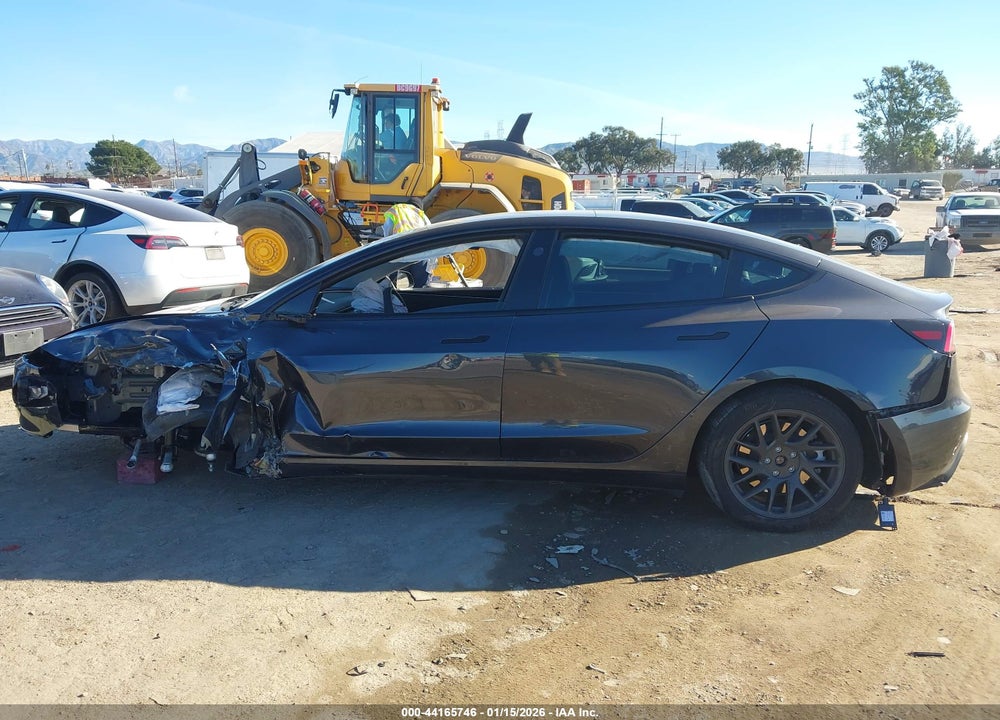 2024 TESLA MODEL 3 LONG RANGE DUAL MOTOR ALL-WHEEL DRIVE/REAR-WHEEL DRIVE VIN: 5YJ3E1EA3RF724947