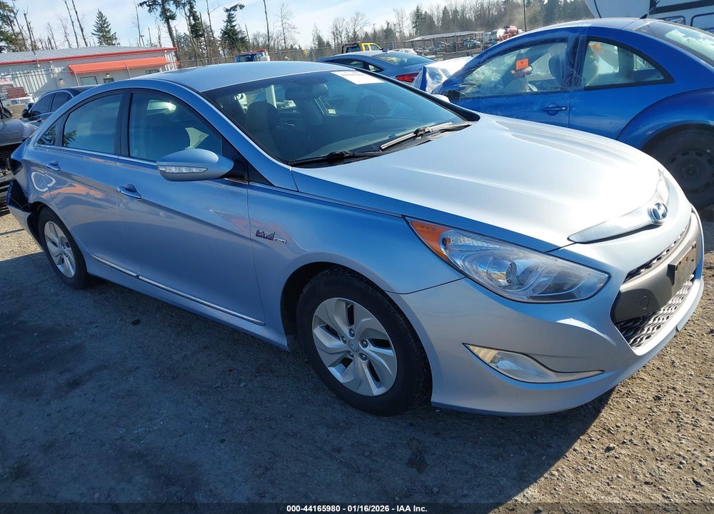 2015 HYUNDAI SONATA HYBRID VIN: KMHEC4A46FA133723