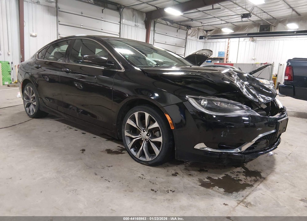 2015 CHRYSLER 200 C VIN: 1C3CCCCB6FN630513