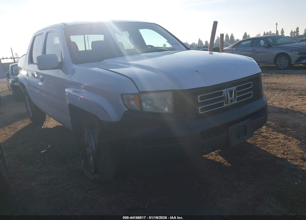 2006 HONDA RIDGELINE RTL VIN: 2HJYK16516H570420