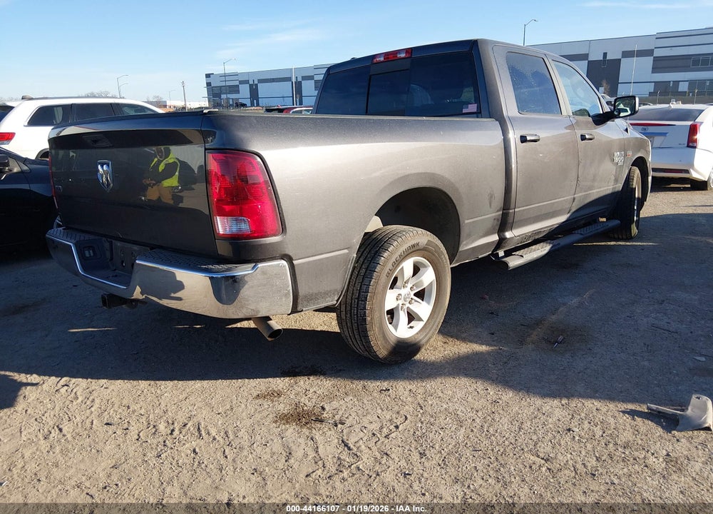 2019 RAM 1500 CLASSIC SLT  4X2 6'4 BOX VIN: 1C6RR6TT1KS510085