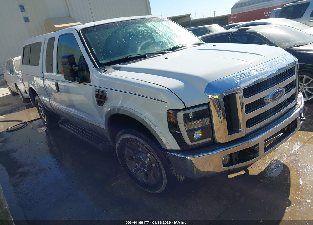 2008 FORD F-250 LARIAT VIN: 1FTSX20R58EB83392