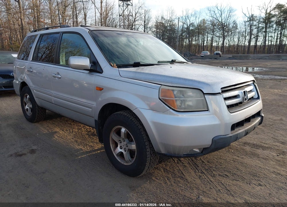 2008 HONDA PILOT SE VIN: 5FNYF28328B027628