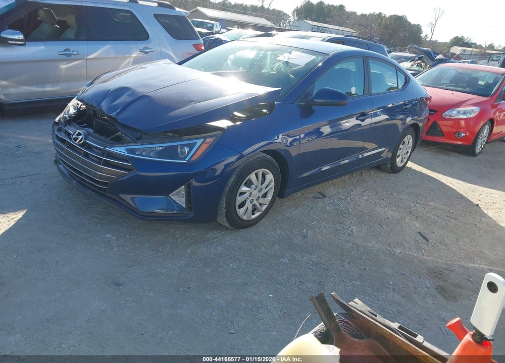 2019 HYUNDAI ELANTRA SE VIN: 5NPD74LF4KH427613