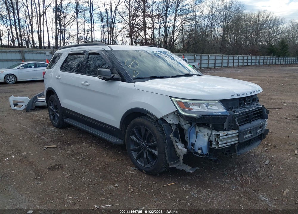 2017 FORD EXPLORER XLT VIN: 1FM5K8D86HGD01630