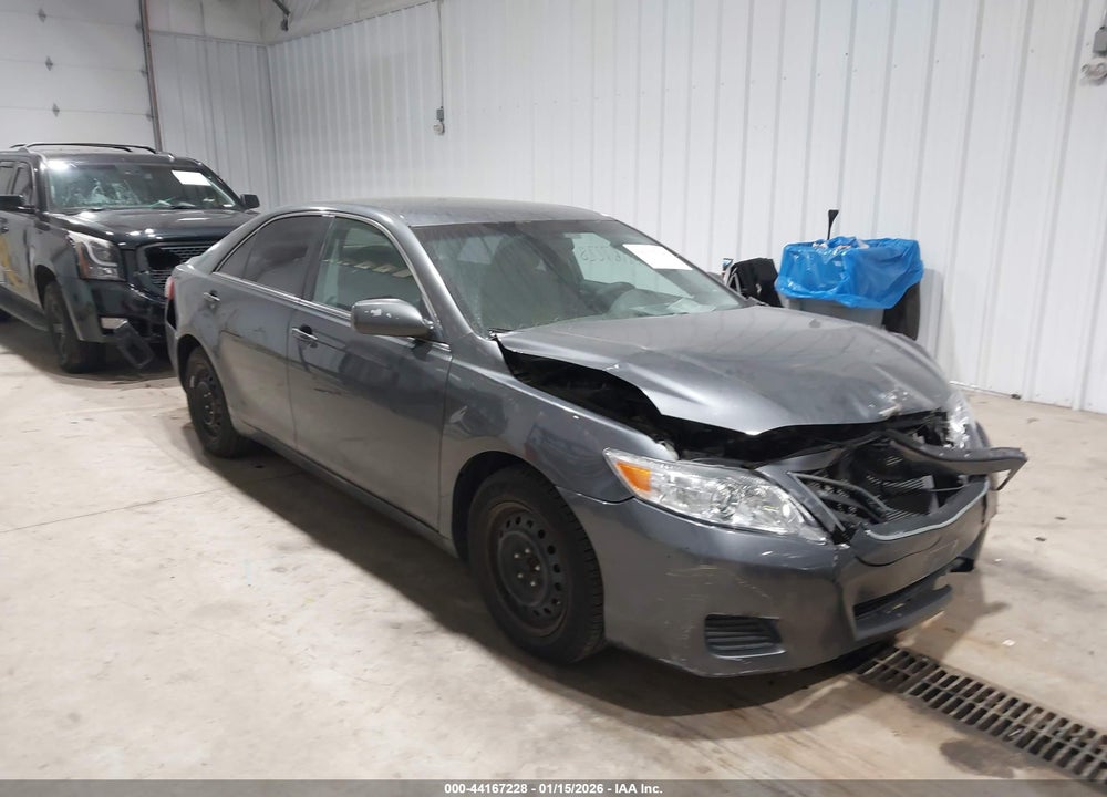 2011 TOYOTA CAMRY LE VIN: 4T1BF3EK0BU764392