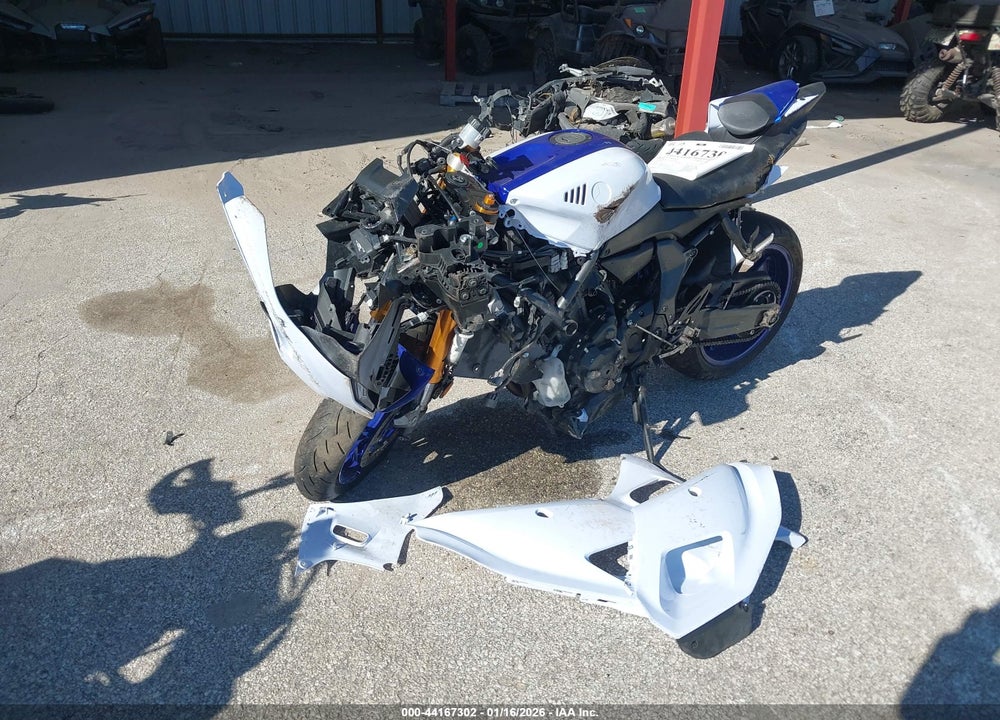 2025 YAMAHA YZFR7 VIN: JYARM38E5SA016782