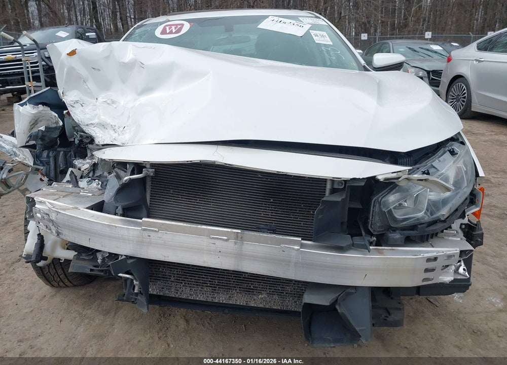 2018 HONDA CIVIC EX VIN: 2HGFC2F7XJH530637