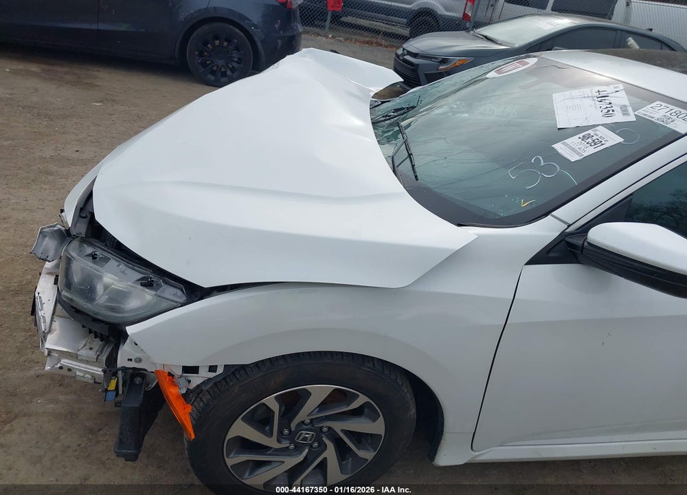 2018 HONDA CIVIC EX VIN: 2HGFC2F7XJH530637