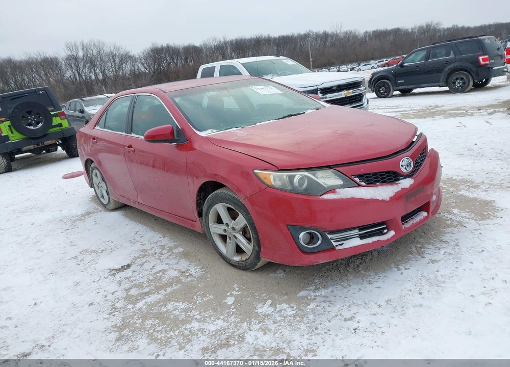 2014 TOYOTA CAMRY SE VIN: 4T1BF1FK3EU788161