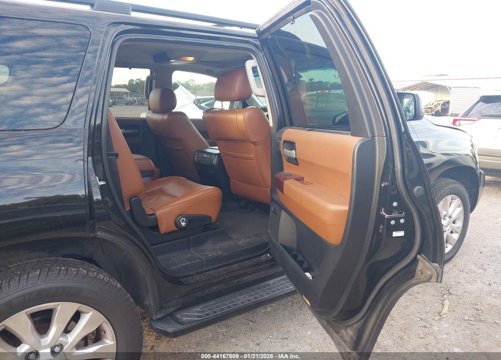 2012 TOYOTA SEQUOIA PLATINUM 5.7L V8 VIN: 5TDDY5G12CS057050