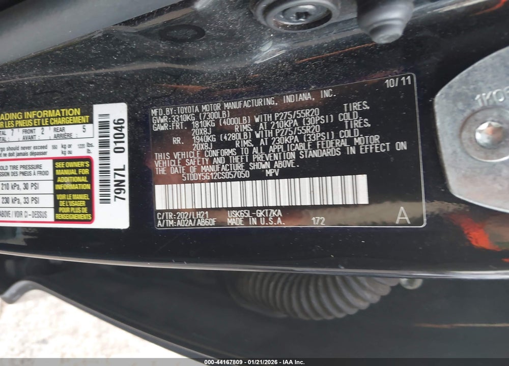 2012 TOYOTA SEQUOIA PLATINUM 5.7L V8 VIN: 5TDDY5G12CS057050