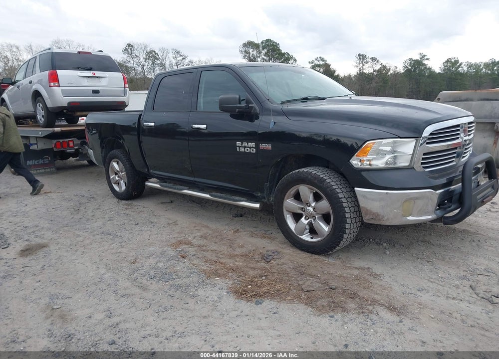 2013 RAM 1500 BIG HORN VIN: 1C6RR7LT1DS605335