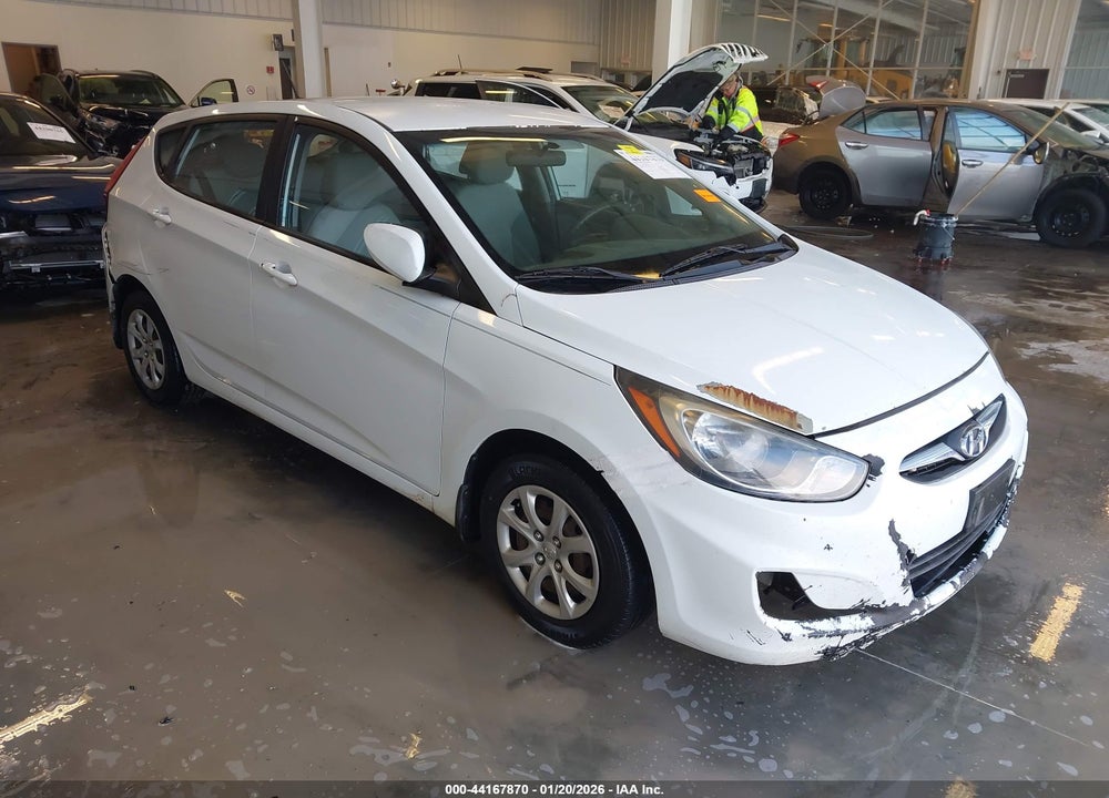 2012 HYUNDAI ACCENT GS VIN: KMHCT5AE2CU012932