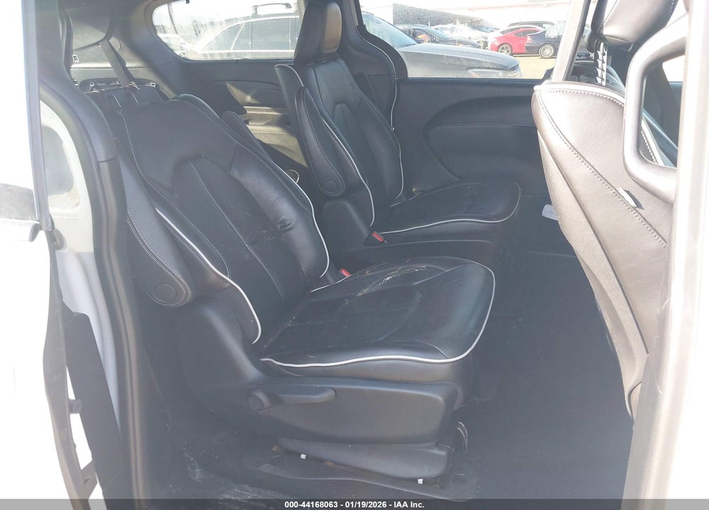 2020 CHRYSLER PACIFICA HYBRID LIMITED VIN: 2C4RC1N75LR257739