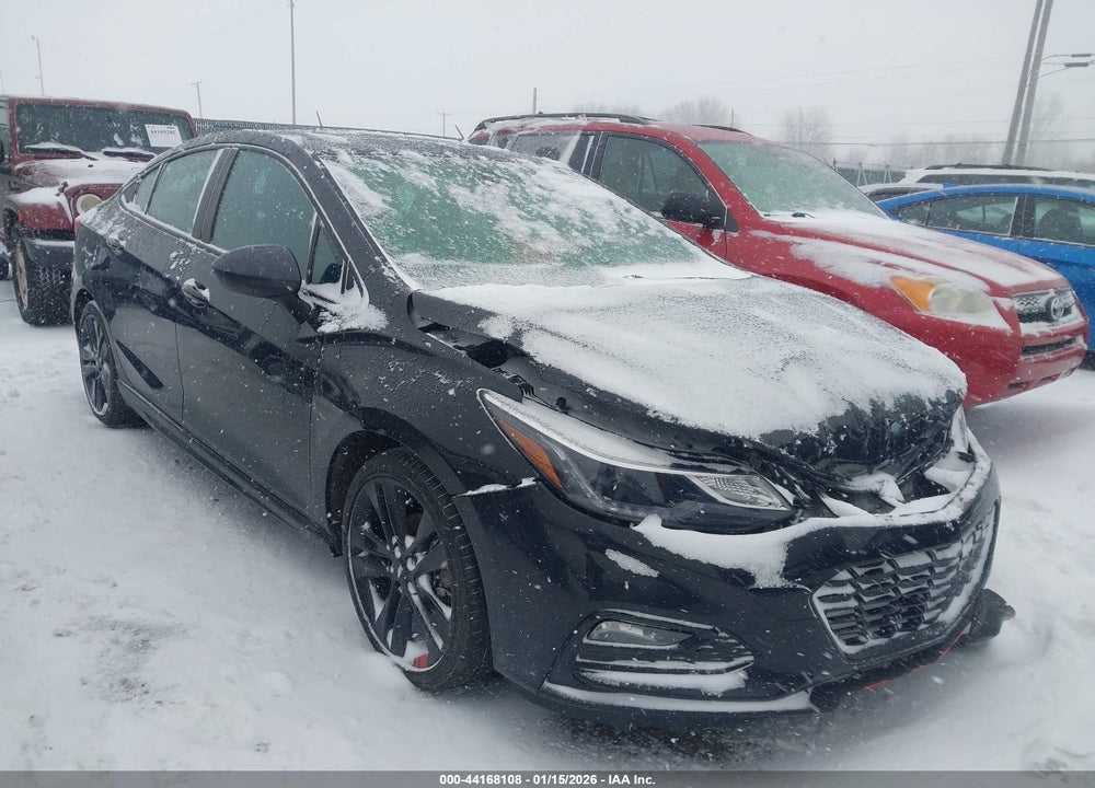 2017 CHEVROLET CRUZE LT AUTO VIN: 1G1BE5SM1H7262015