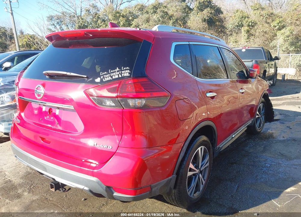 2017 NISSAN ROGUE SL VIN: 5N1AT2MV0HC836782