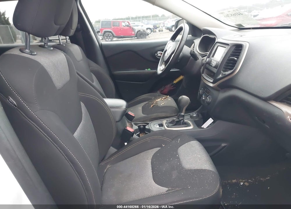 2016 JEEP CHEROKEE SPORT VIN: 1C4PJMAB3GW249080
