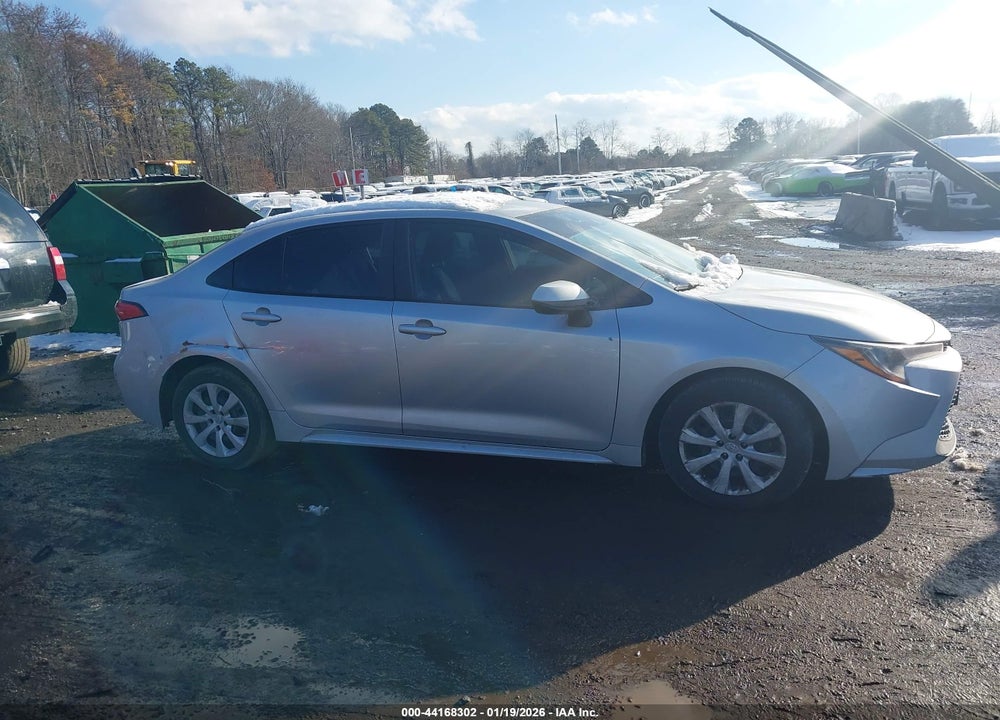 2021 TOYOTA COROLLA LE VIN: 5YFEPMAE3MP224345