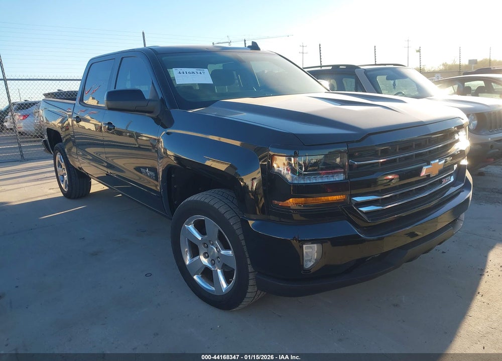 2017 CHEVROLET SILVERADO 1500 2LT VIN: 3GCUKRECXHG151647